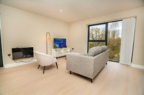 Modern and Bright 2 Bed Apartment in Birmingham